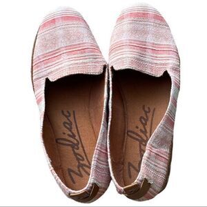 Zodiac Women's Slip-On Sneakers Fabric Upper Pink‎ White Size 8.5M